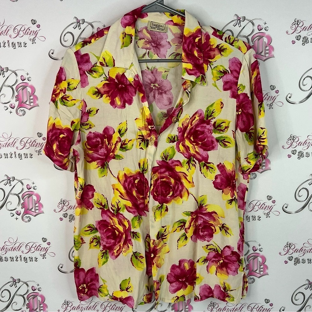 Haggar button up tshirt tee flowers Floral Shirt in Cream and Pink